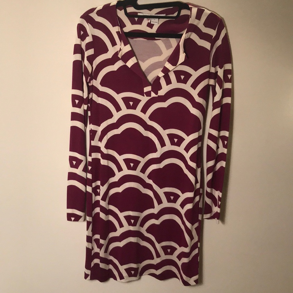 DVF size 0 fun and flirty dress